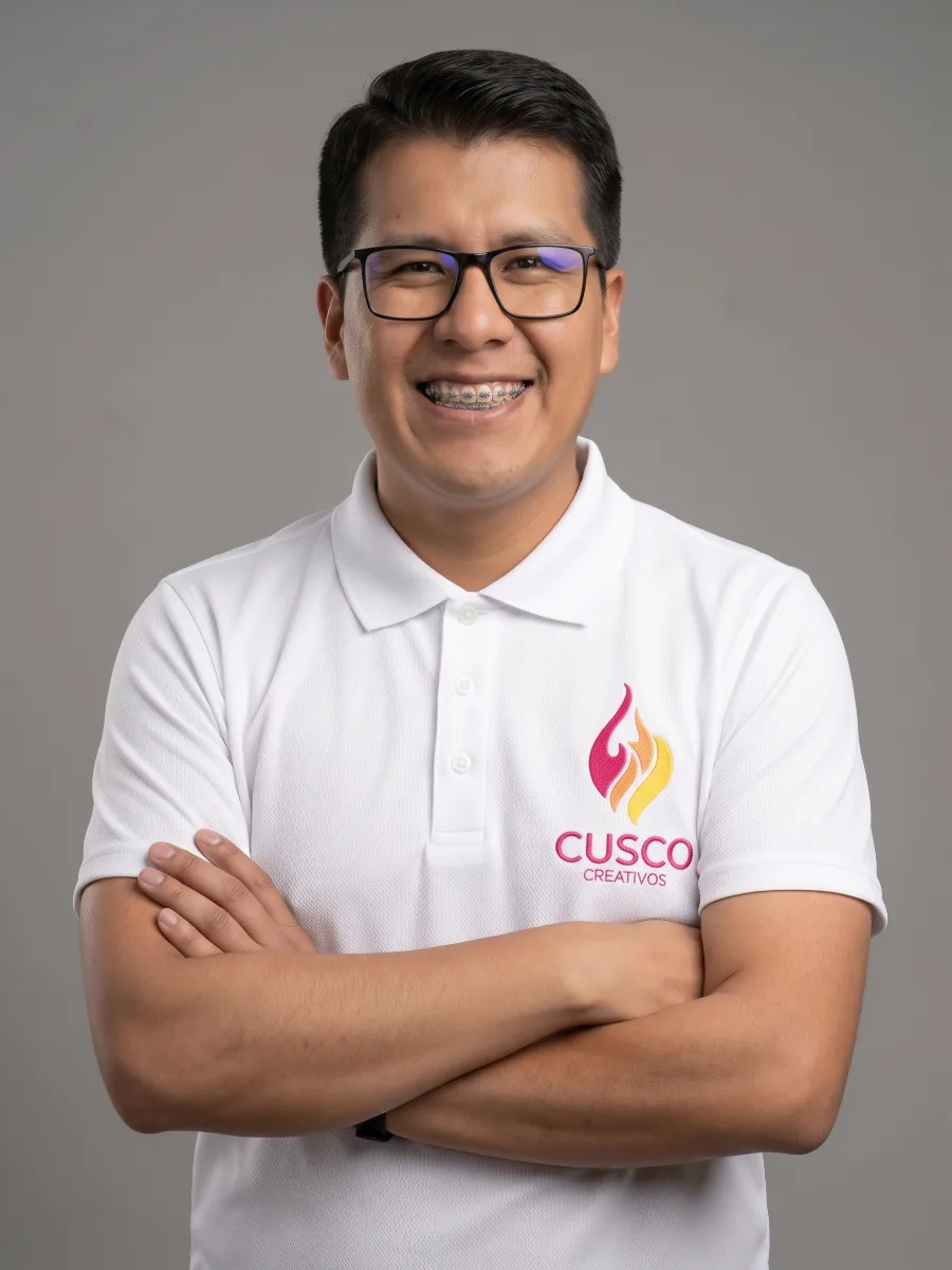 Paul Pumalloclla, especialista en SEO y marketing digital para turismo en Cusco