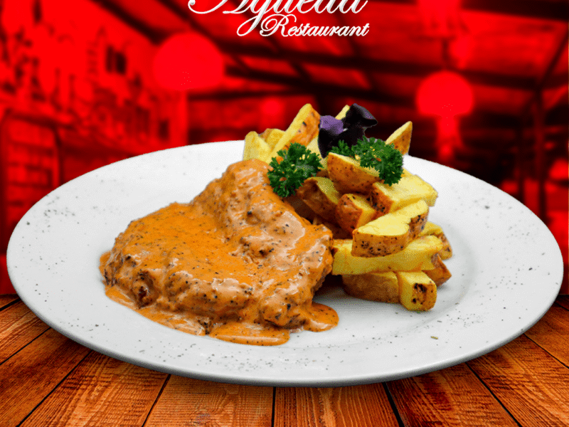 Lomo en Salsa de Pimienta